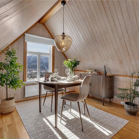 Cozy Central Loft Apartment With Amazing View Tromsø Extérieur photo
