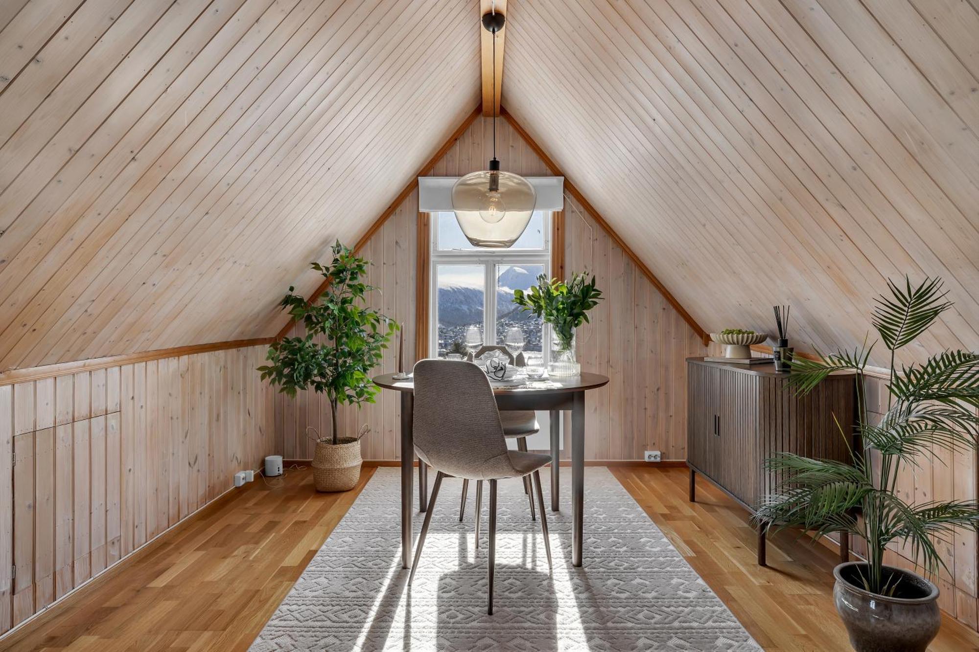 Cozy Central Loft Apartment With Amazing View Tromsø Extérieur photo