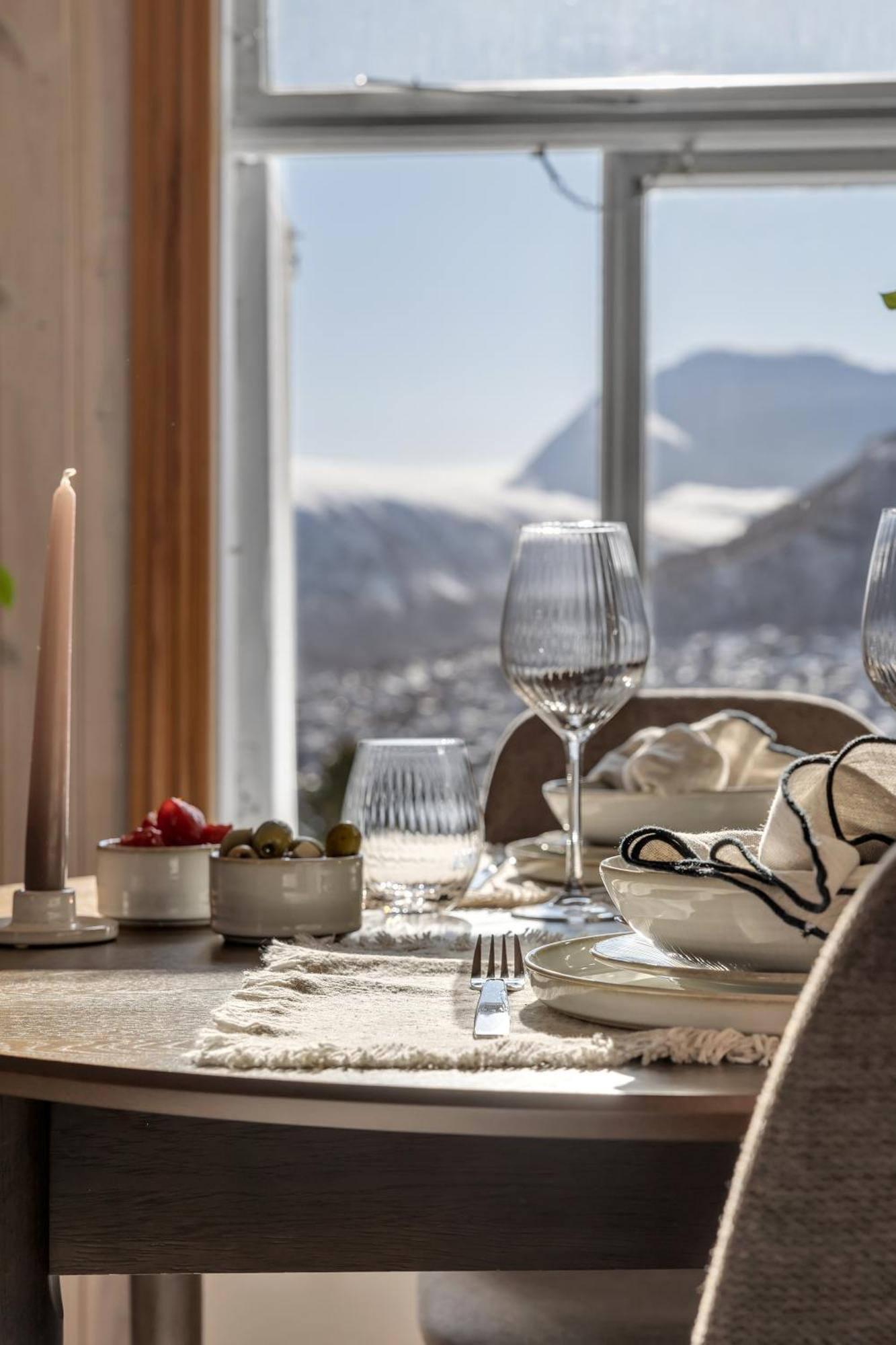 Cozy Central Loft Apartment With Amazing View Tromsø Extérieur photo
