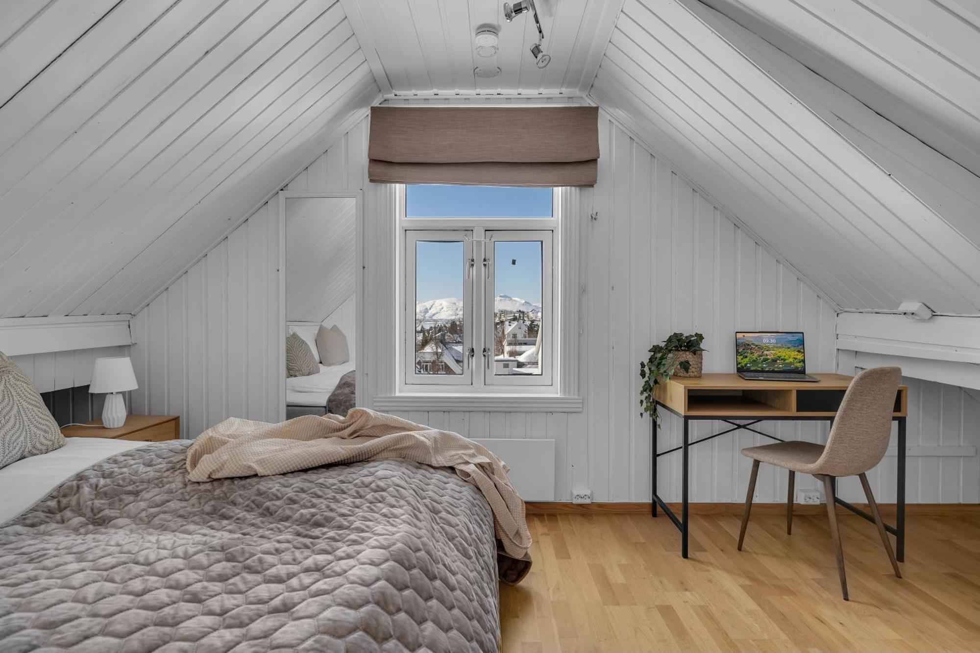 Cozy Central Loft Apartment With Amazing View Tromsø Extérieur photo