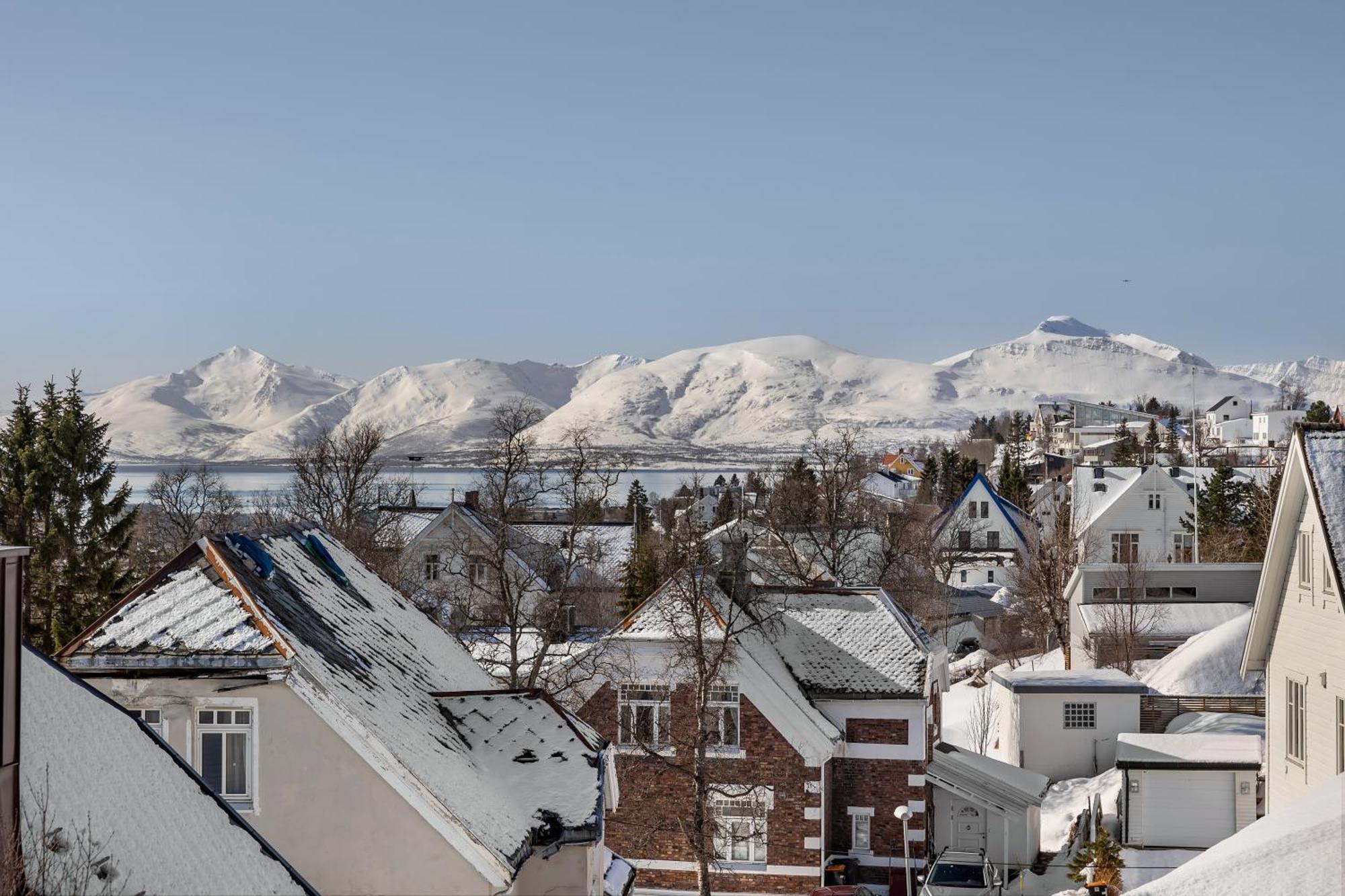 Cozy Central Loft Apartment With Amazing View Tromsø Extérieur photo