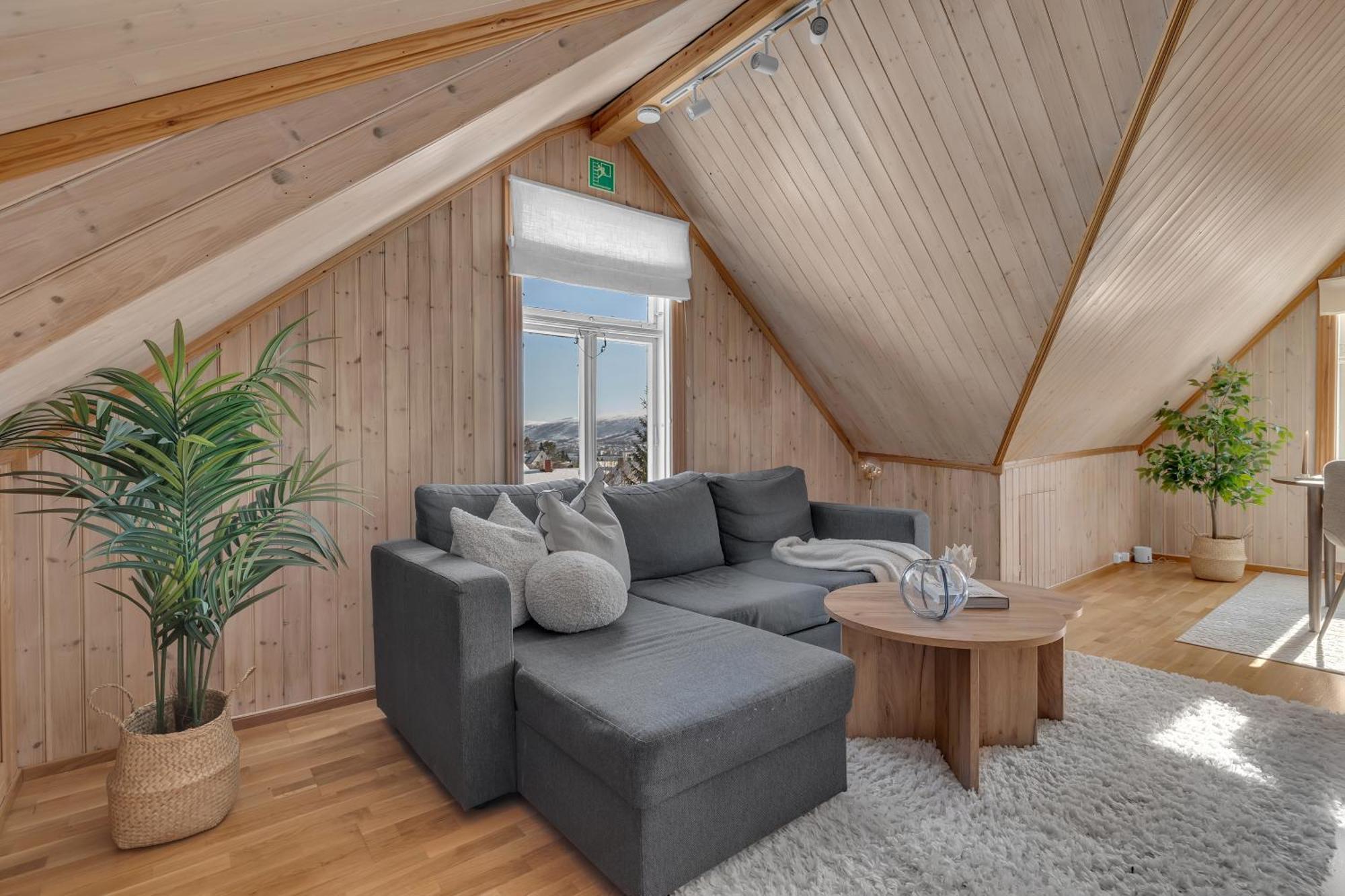 Cozy Central Loft Apartment With Amazing View Tromsø Extérieur photo